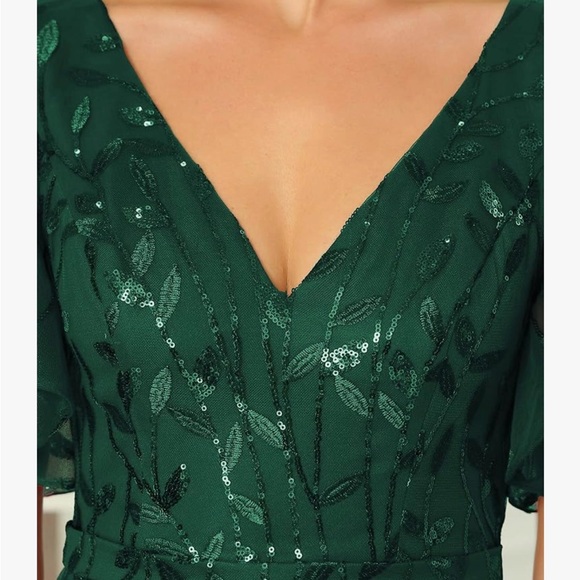 Long dark green dress - Picture 2 of 5